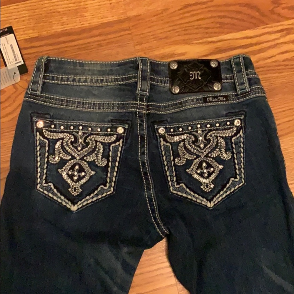 Miss Me Size 25